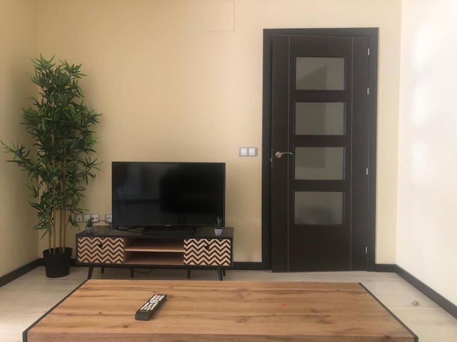 Apartamento Mirabosque - Plaza Garaje Incluida アレーナス・デ・サン・ペドロ エクステリア 写真